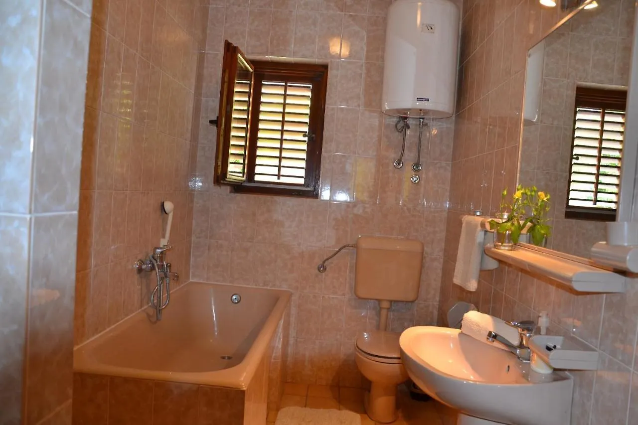 Apartments Marin1 - Near Pebble Beach Trogir Croácia